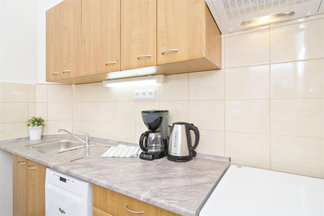With 2 Bathrooms- 5 Minutes From Old Town - 102 M2