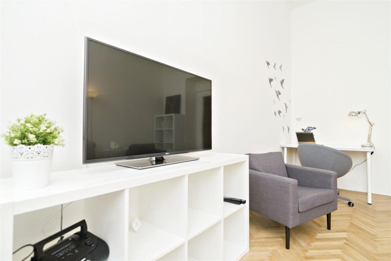 With 2 Bathrooms- 5 Minutes From Old Town - 102 M2