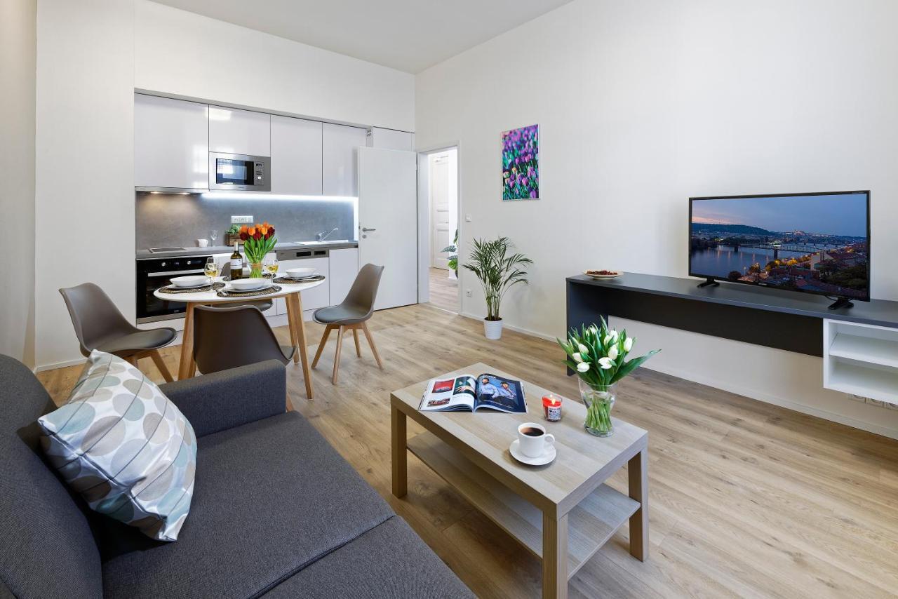 Downtown Jugoslavska Apart Otel Prag