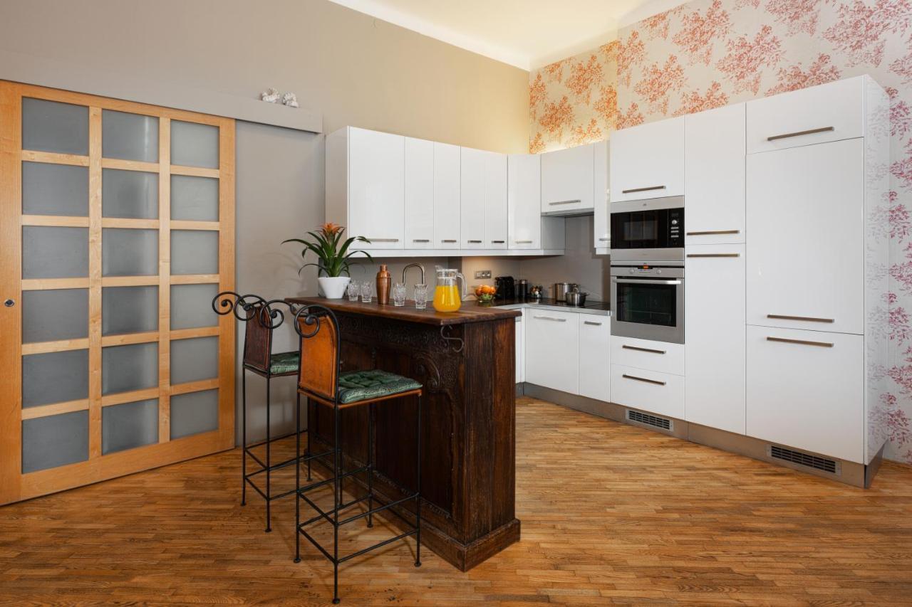 Apartment Days - Family Friendly - Super Bright - Old Town Prague