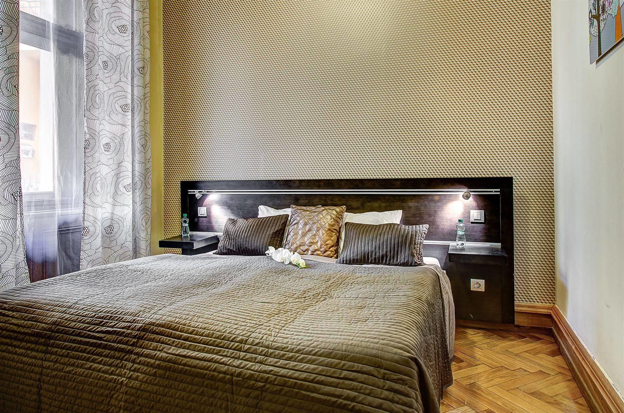 Art House By Adrez *