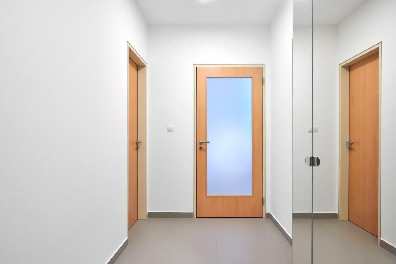 Apartment Krakovska 13 *