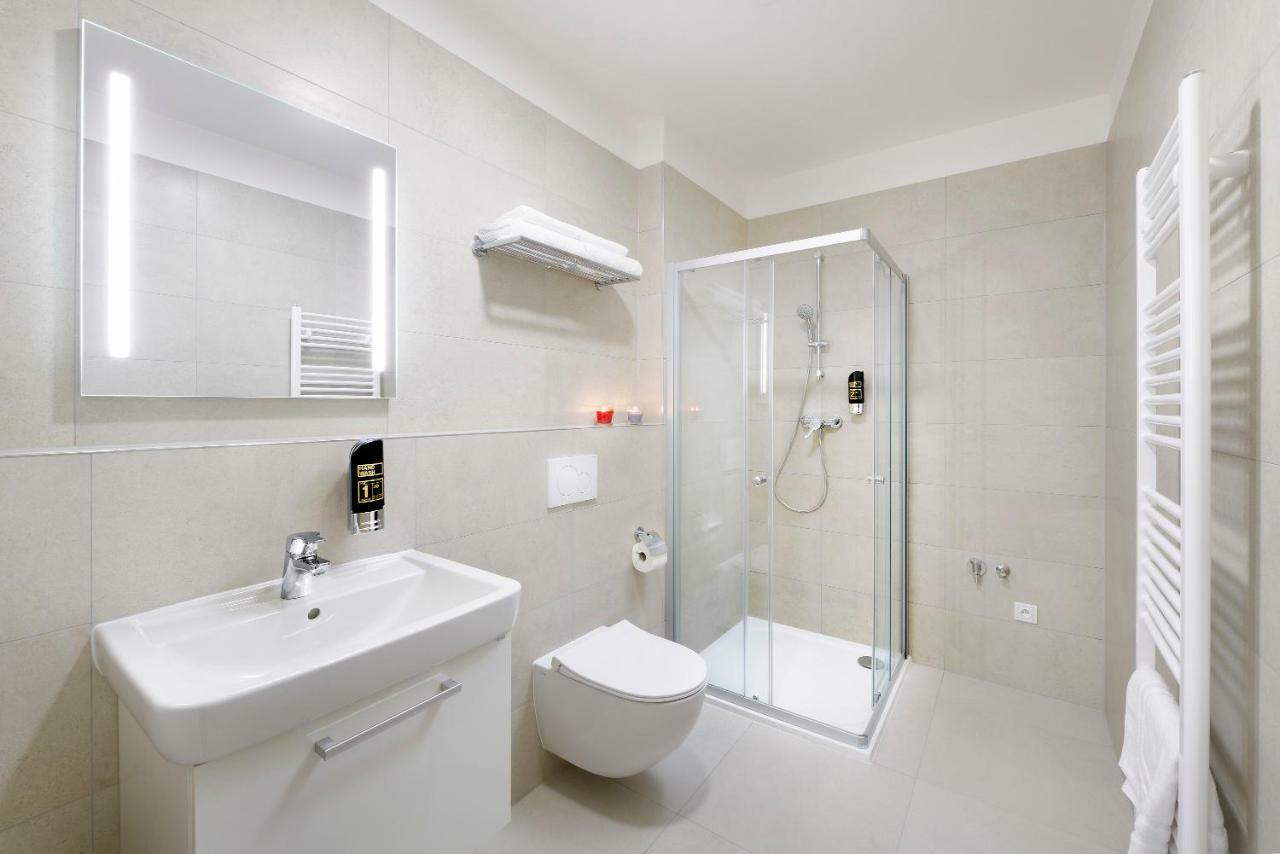 Downtown Jugoslavska Apart Otel Prag