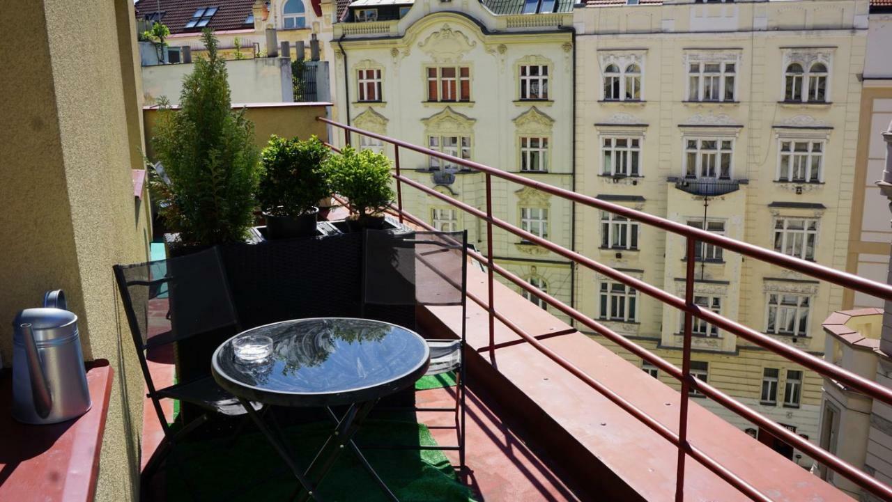 Daire Funci Dancing 6 Prag