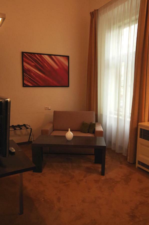 Aparthotel Golden Angel By Adrez 4*