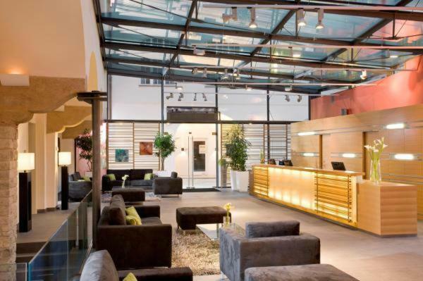 Aparthotel Golden Angel By Adrez
