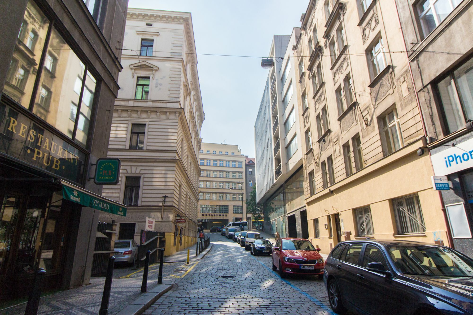 On Wenceslassquare For 6 Apartment Prague