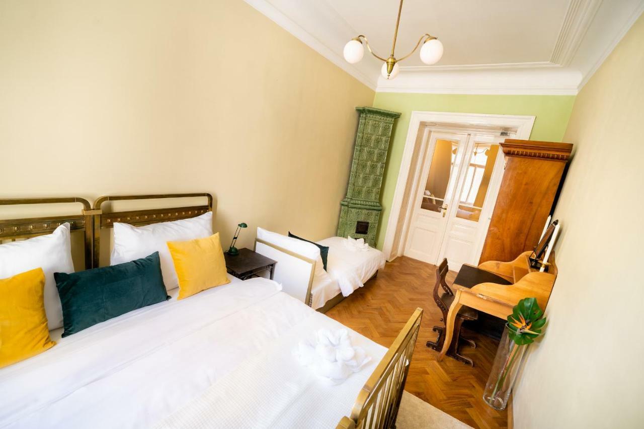 Apartment Luxurious Kafka Family In Old Town