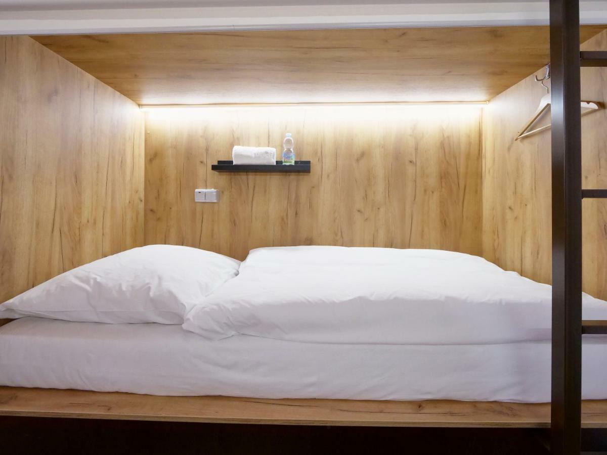 Auberge de jeunesse Capsule