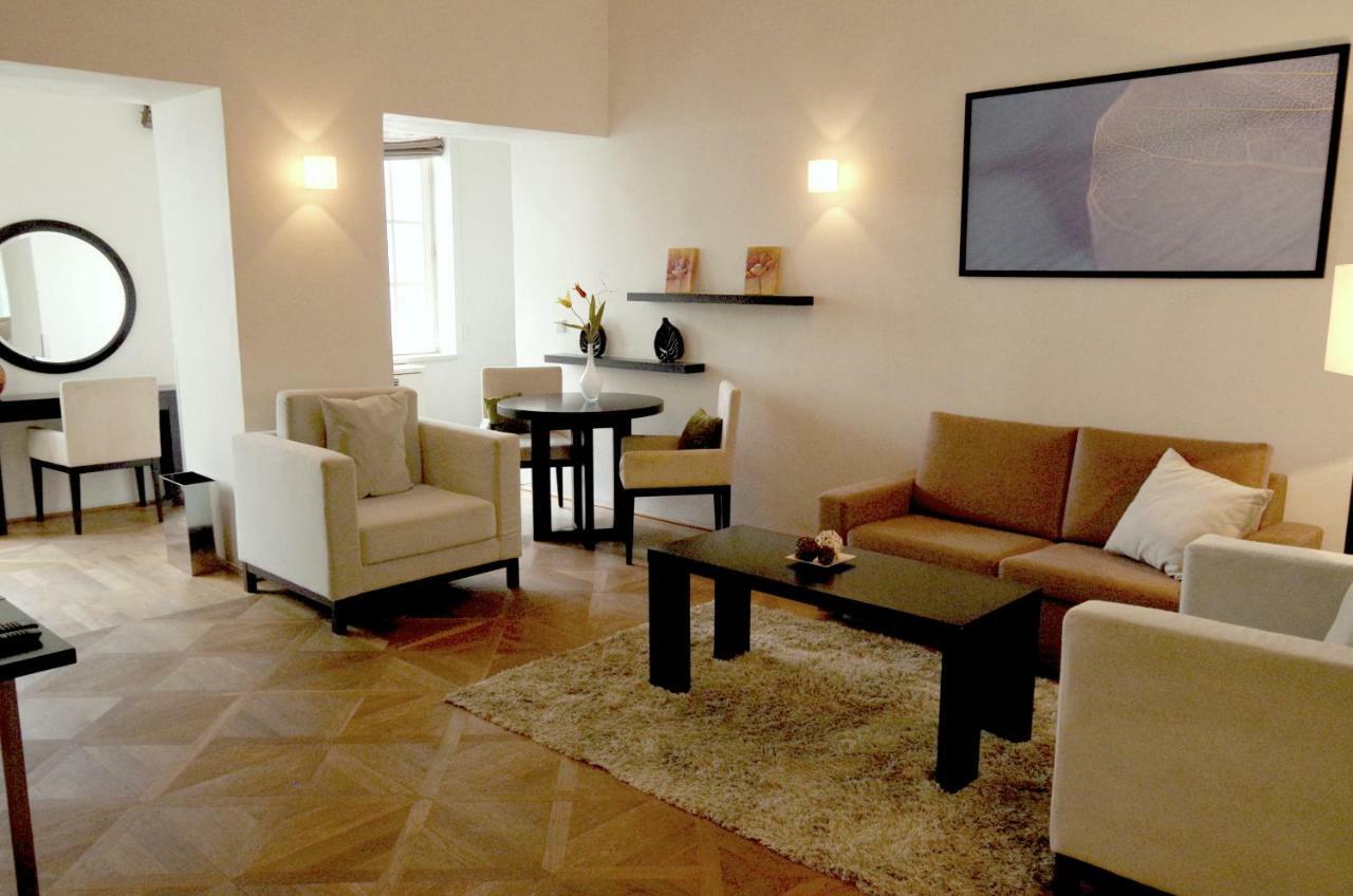 Aparthotel Golden Angel By Adrez Praga