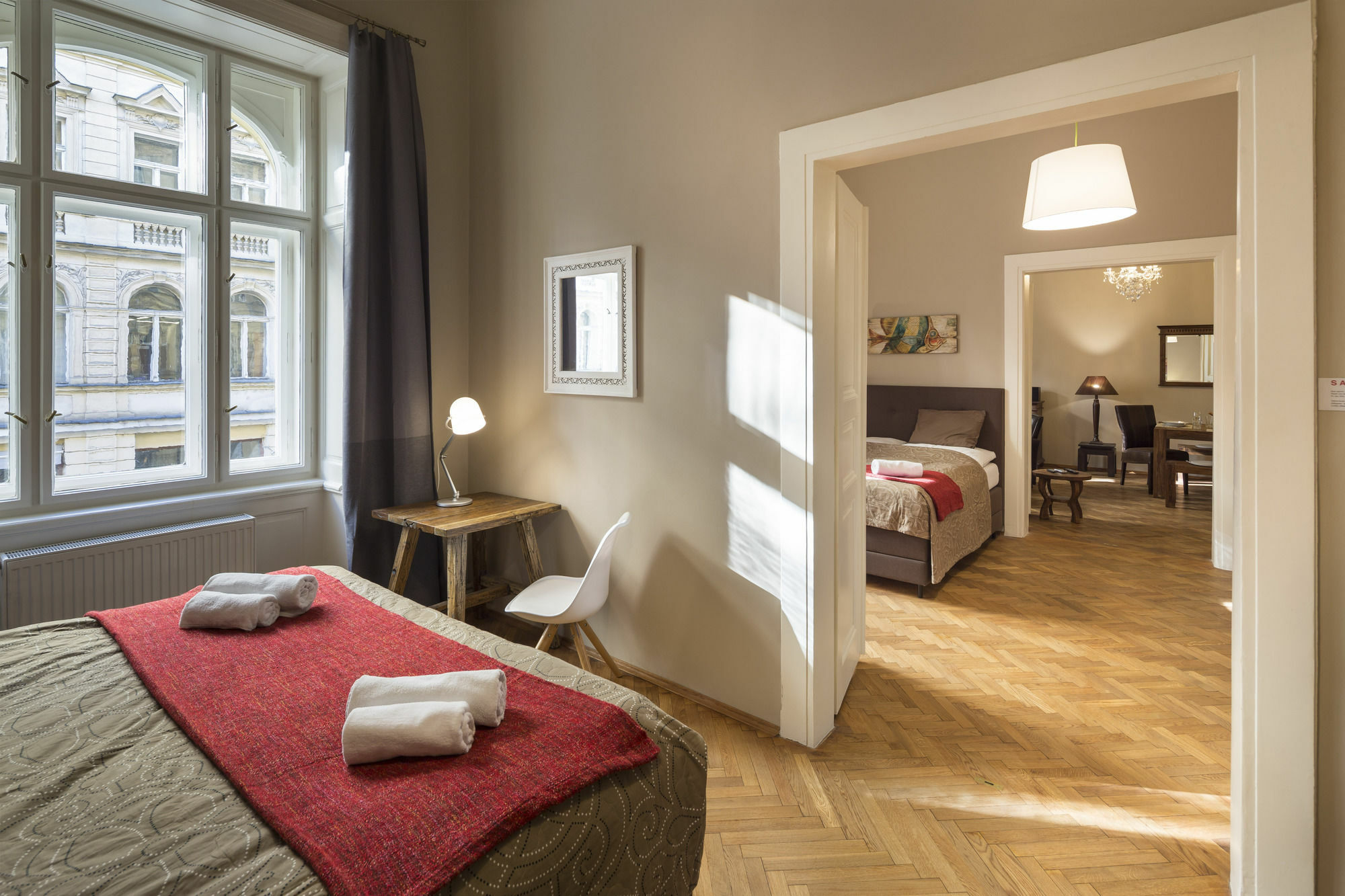 Old Town Square - Dlouha Apartment *