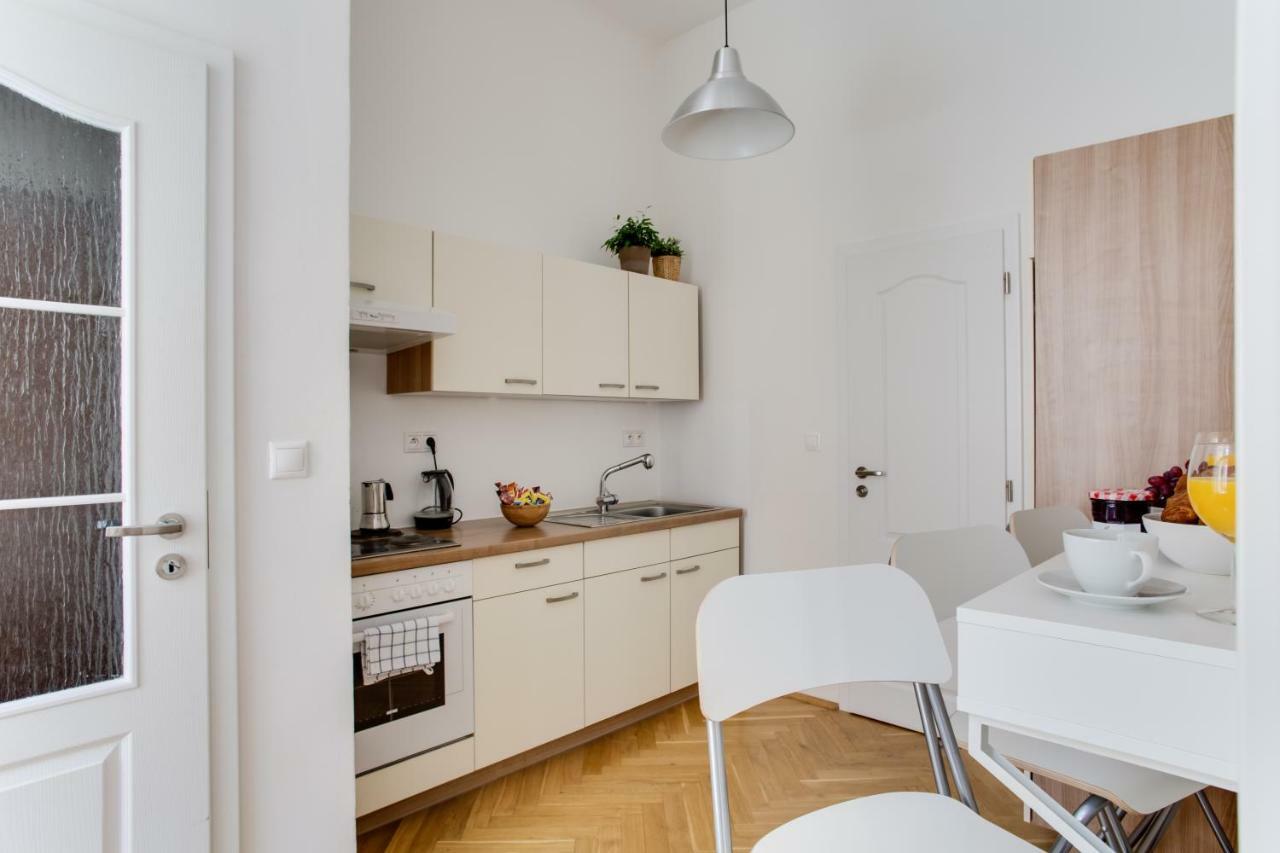 Jt's Jecna Str. Apartment *