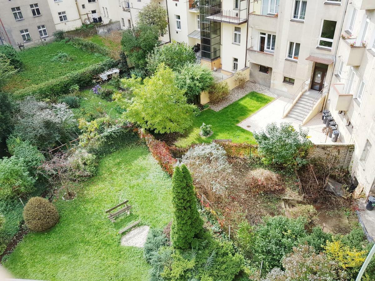 Apartment Charming Close To Old Town&metro