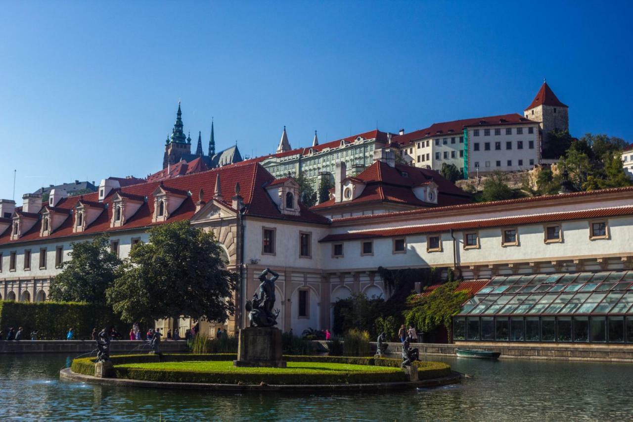 Apartment Charming Close To Old Town&metro Prague
