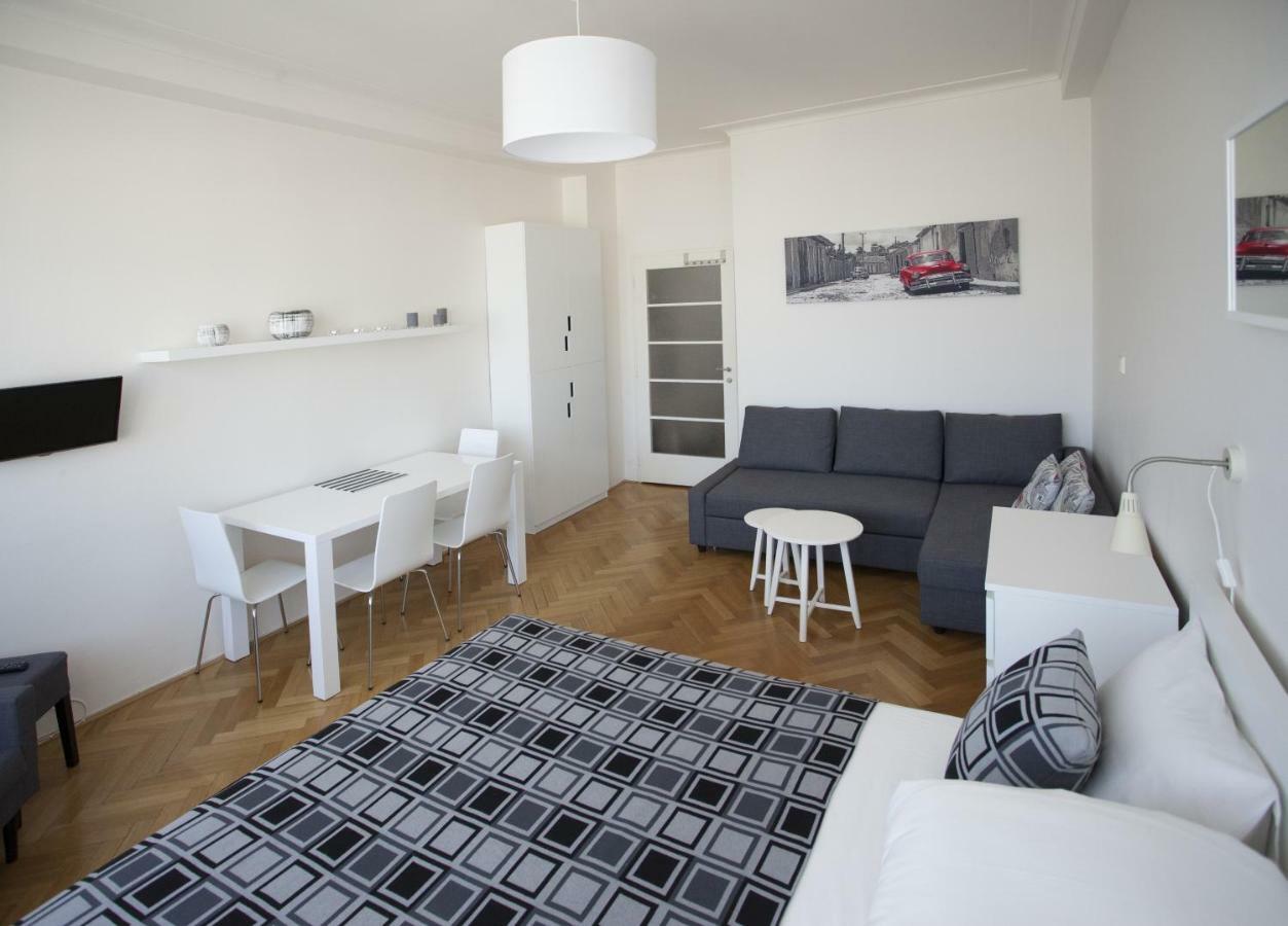 Casa Anna Opletalova Appartement *