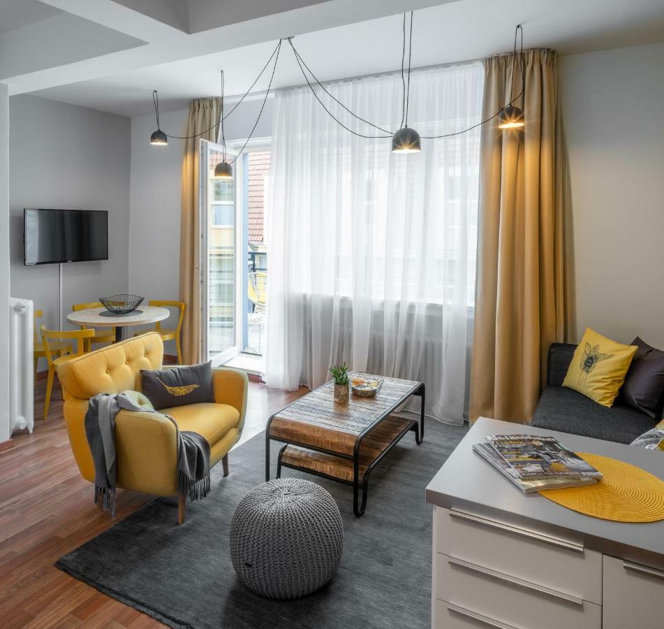 Leaf By Adrez Apartment Prague