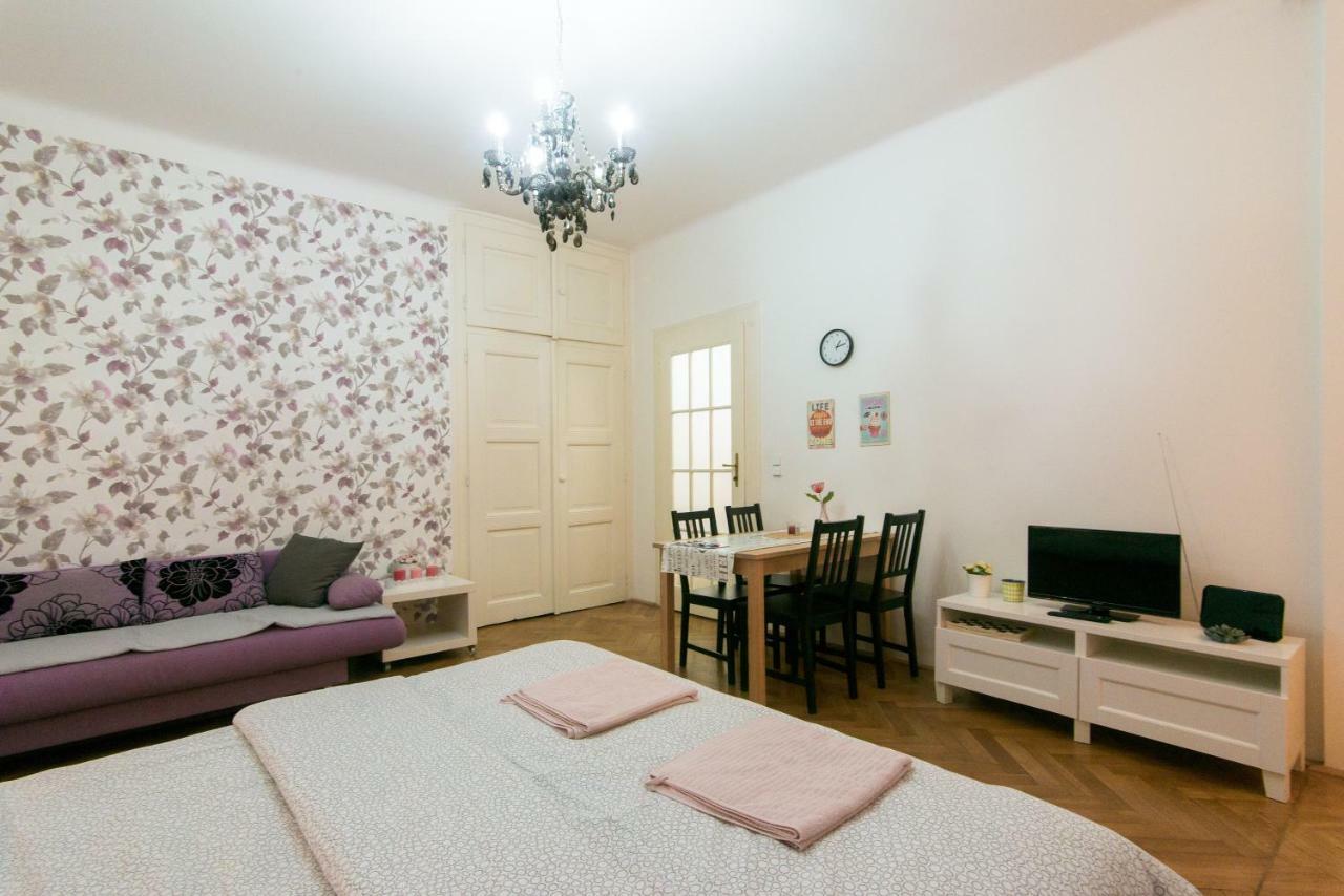 Apartment Krakovska - Wenceslas Square Prague