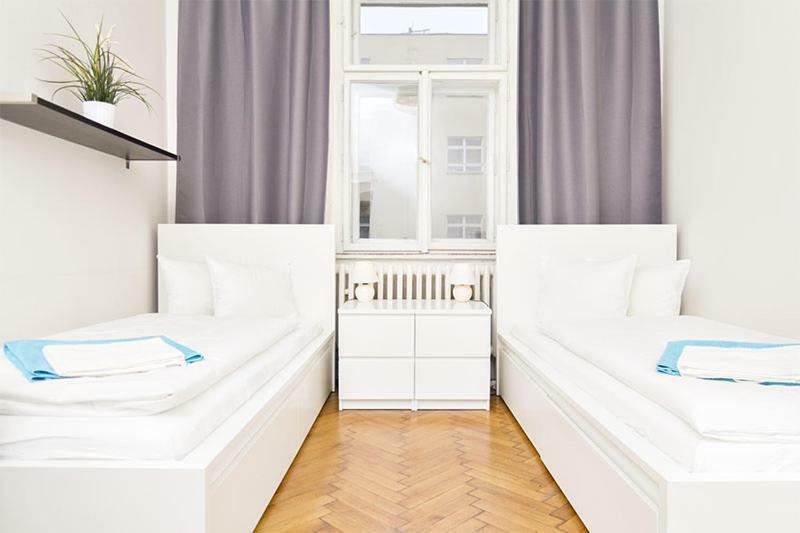 With 2 Bathrooms- 5 Minutes From Old Town - 102 M2 *