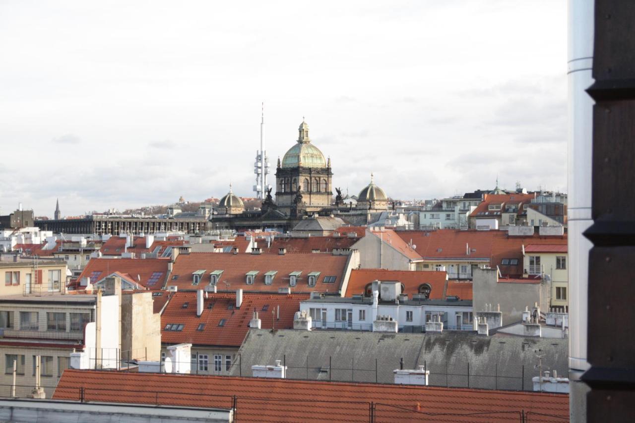 Majestic Plaza Hotel 4*