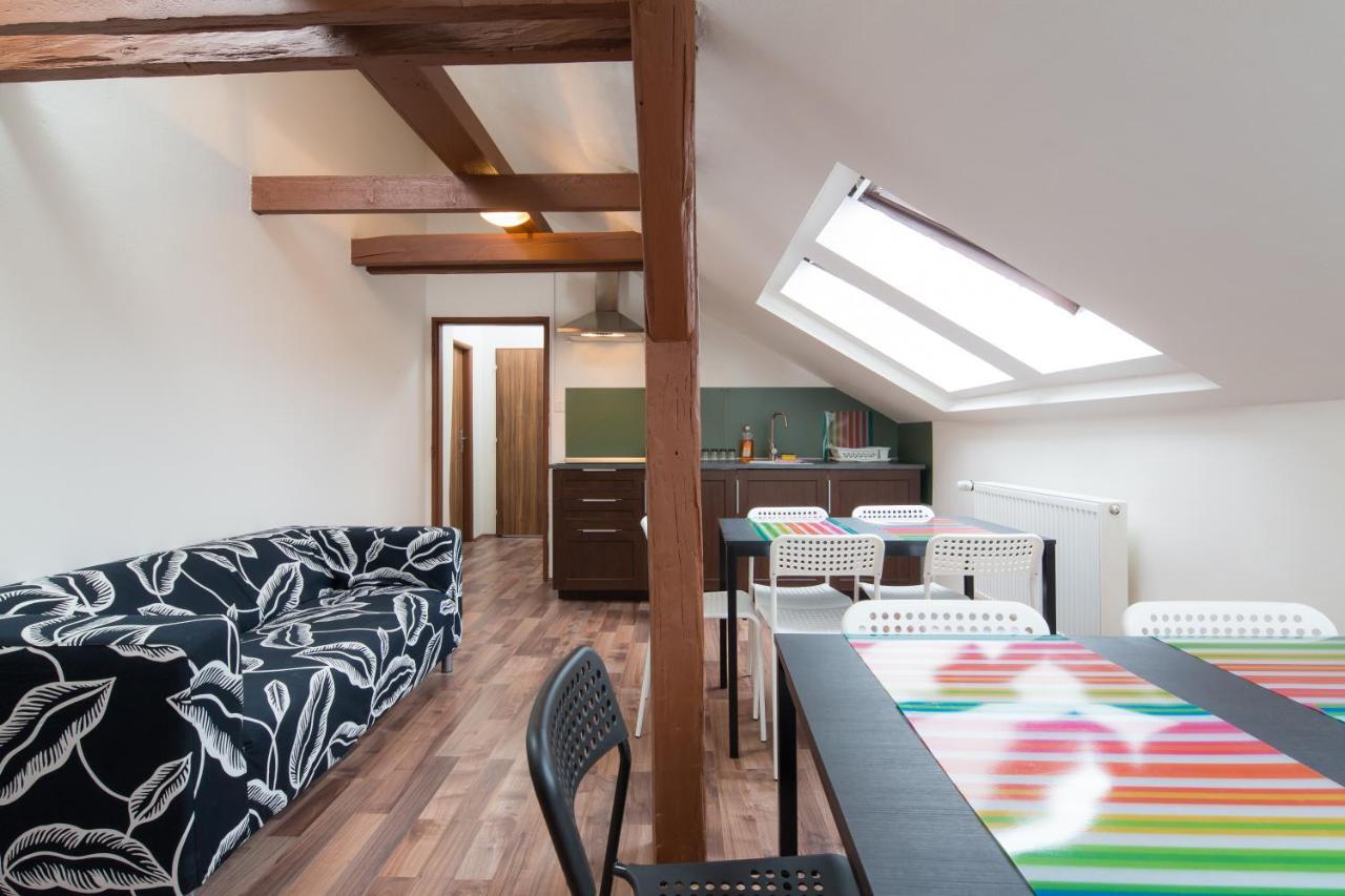 Hostel Easy Housing