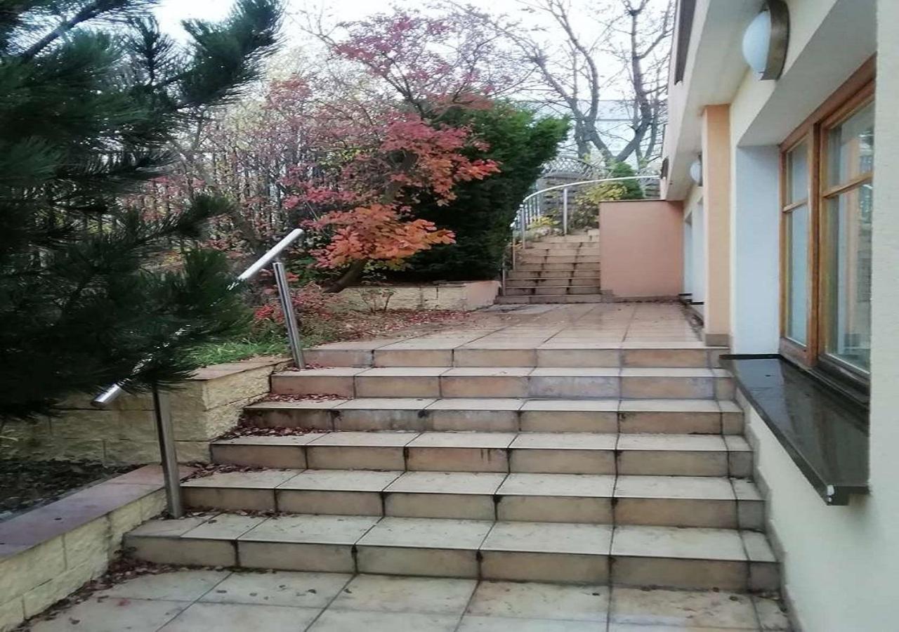 Flying House Guest house Prague