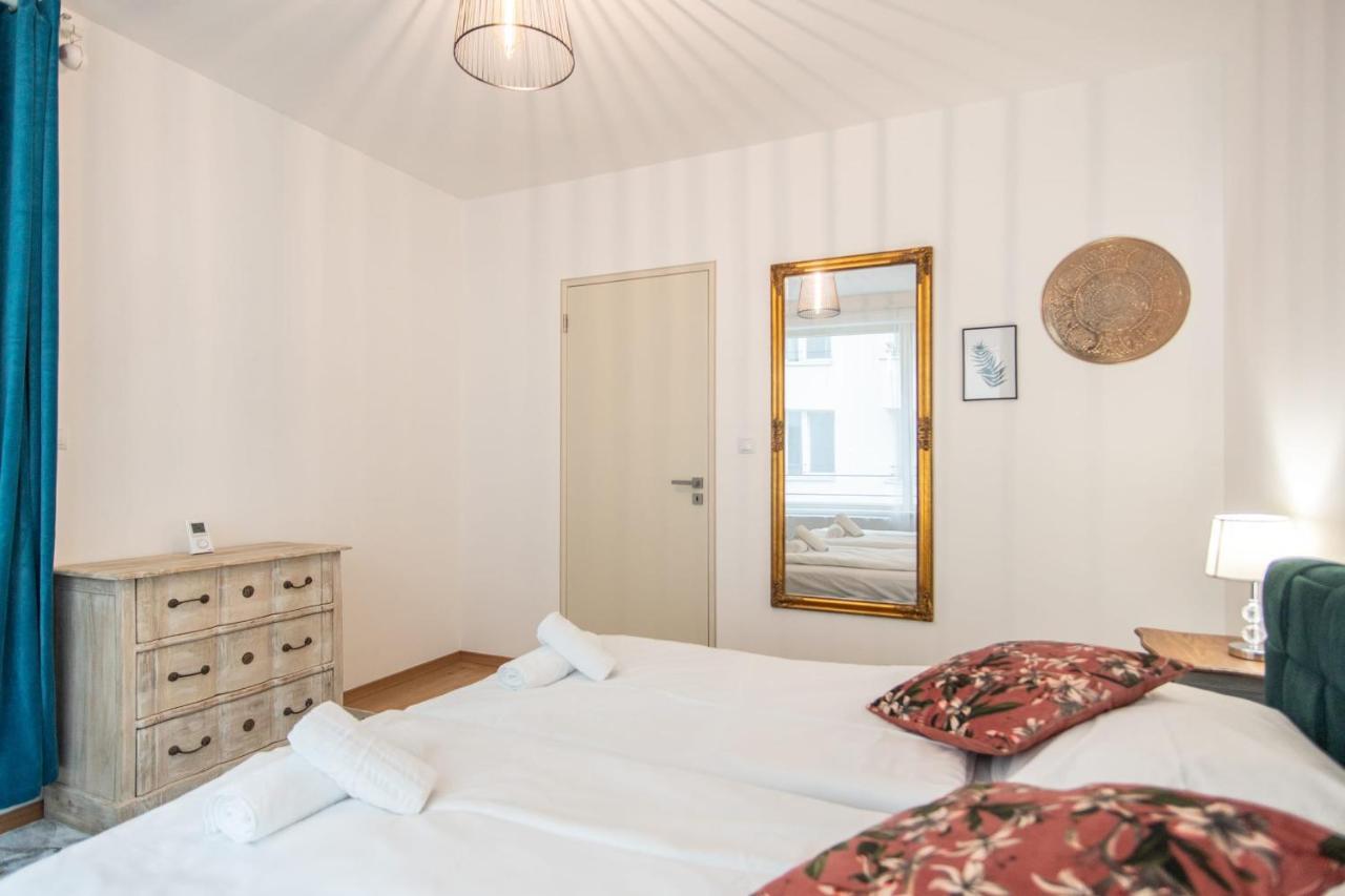 Apartment With Balcony Prague