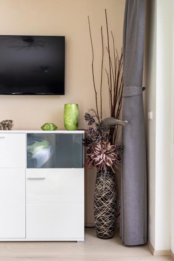 Appartement Bastien Near Airport *