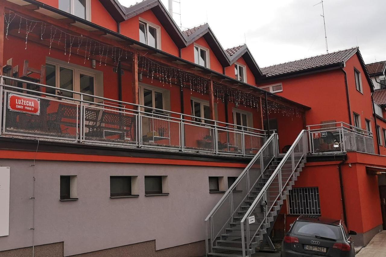 Aparthotel Bambus Zahrada Praga
