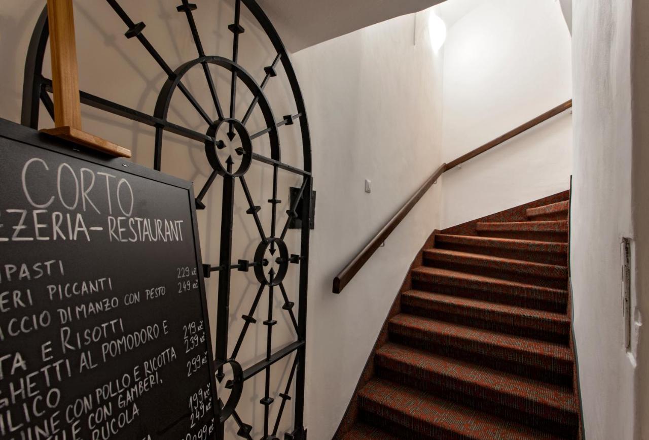 Otel Corto Old Town