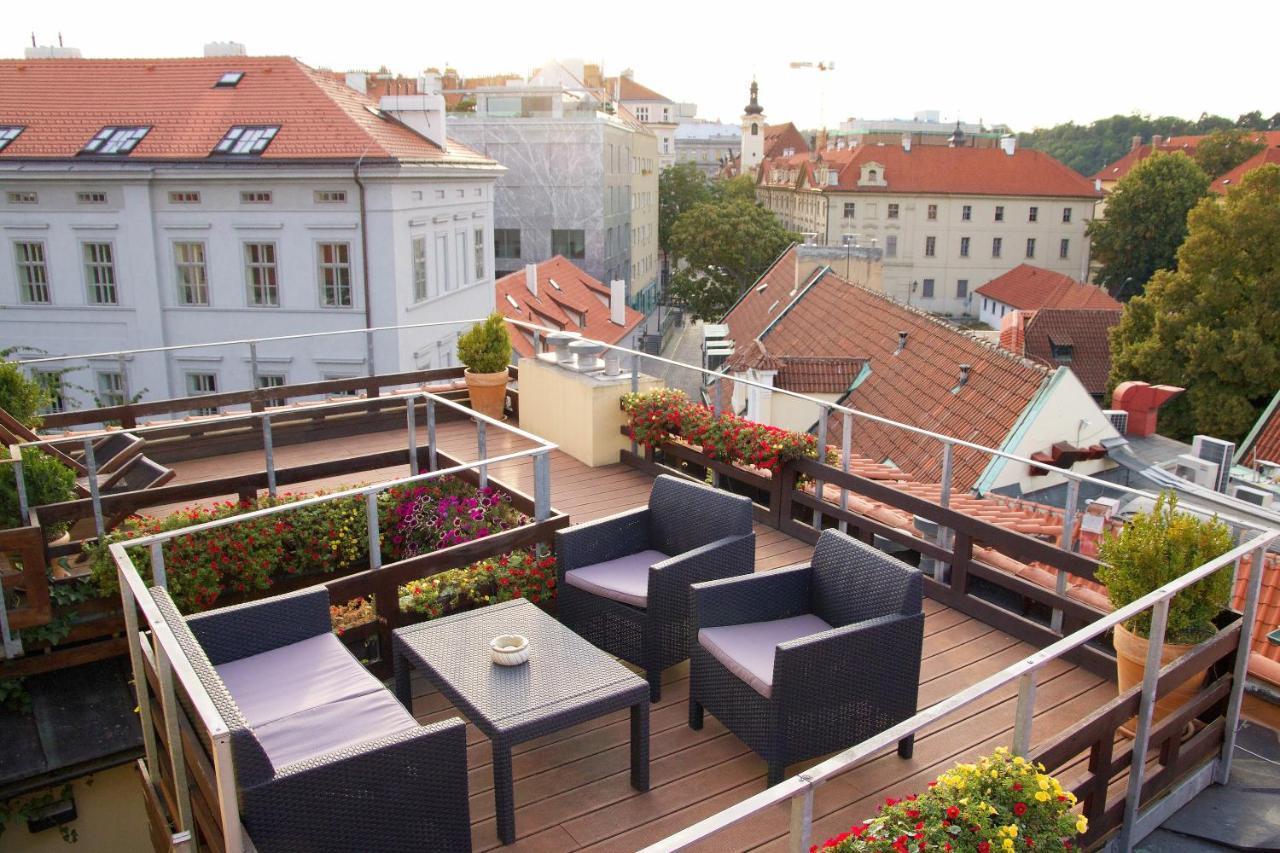 Agnes - * Prag