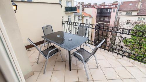 Legerova 33 Otel 3*