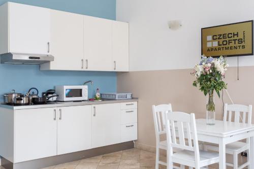Legerova 33 Otel 3*