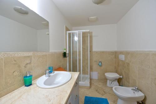Legerova 33 Otel