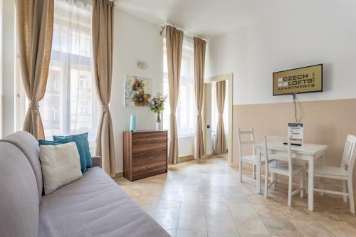 Legerova 33 Otel 3*