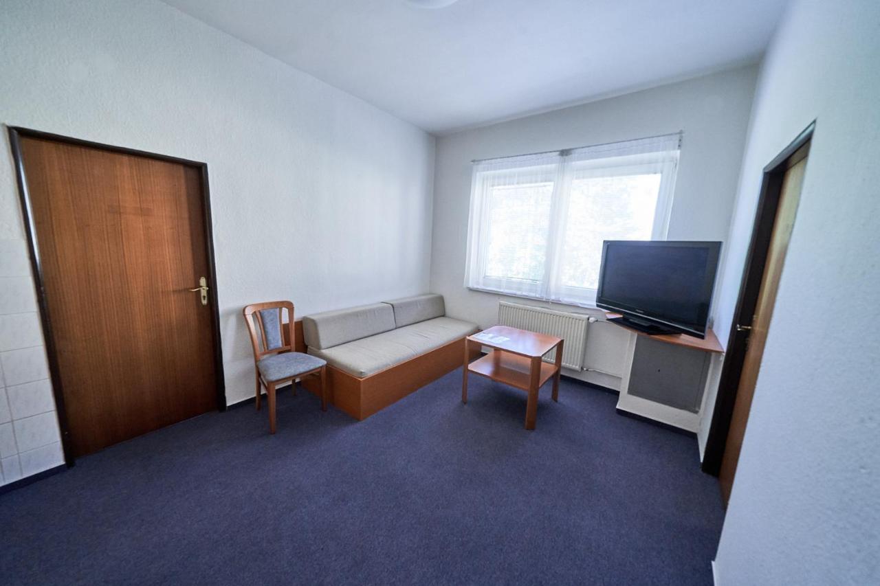 Astra Hotel 3*