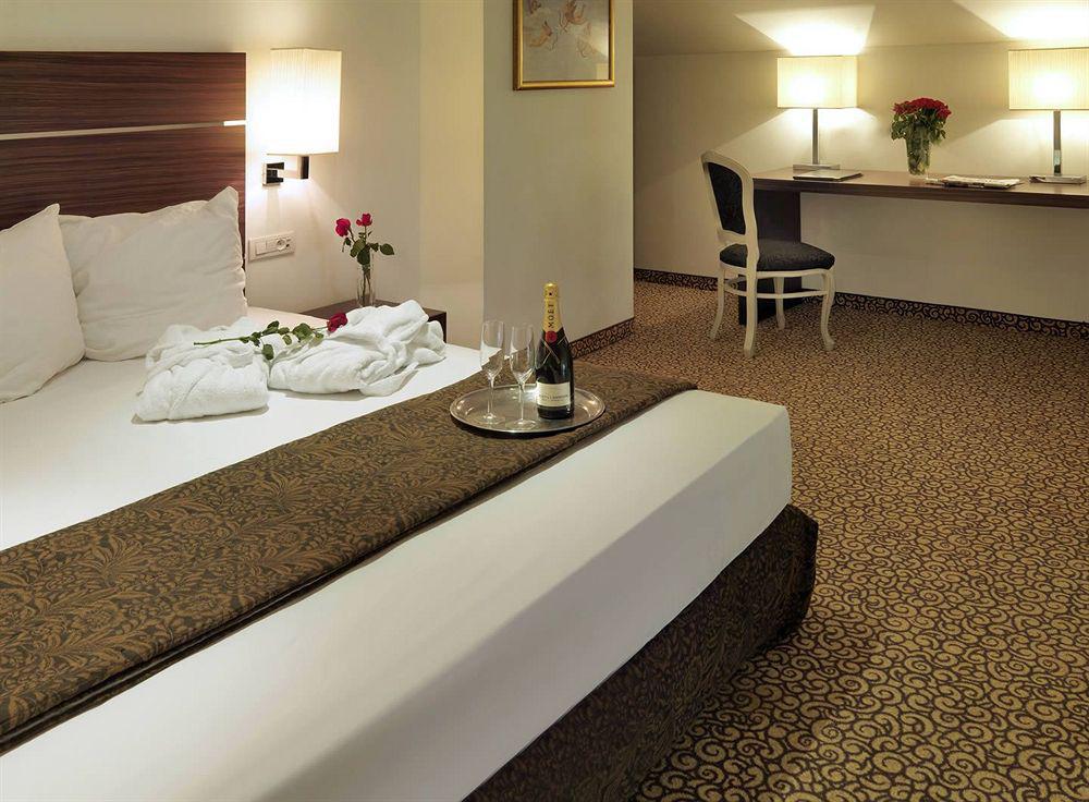 Hotel Assenzio 4*