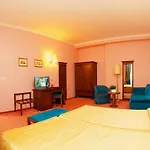 Legerova 9 Hotel ****