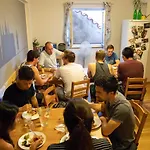 Hostel One Míru