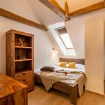 Masna 20 - Old Town Residence