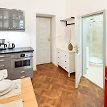 Old Town - Skorepka Apartments