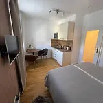 Aloha Apartment