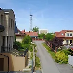 Villa Homestay Nad Helmrovkou