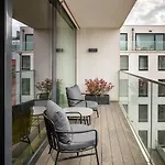 EMPIRENT Karlin Apartments