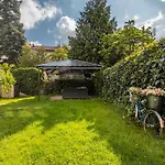 Apt With Sunny Garden Prague By Michal&Friends