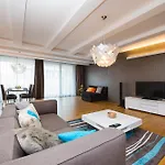 EMPIRENT Karlin Apartments