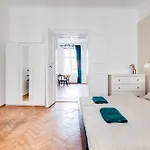 City Center Premium Apartment