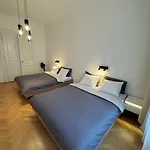 Wenceslas Square Bright Apartment