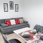 Spacious Apartment In Wenceslas Square