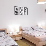 Spacious Apartment In Wenceslas Square