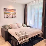Cozy Studio With A Balcony